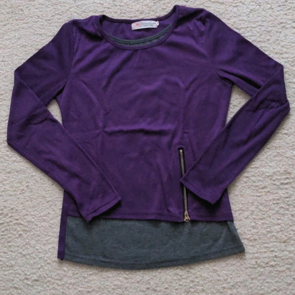 Purple long sleeves tee